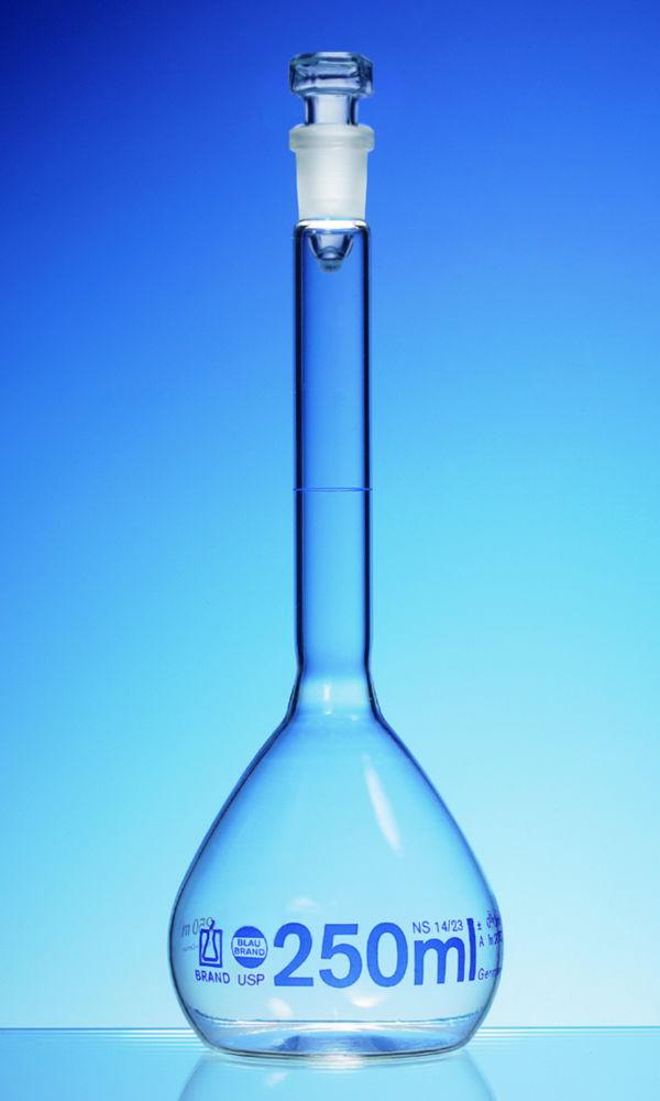 BRAND Volumetric Flask, USP, BLAUBRAND, Class A, DE-M, 20 ml, NS 10/19, Boro 3.3, with Glass Stopper, USP Individual Certificate


