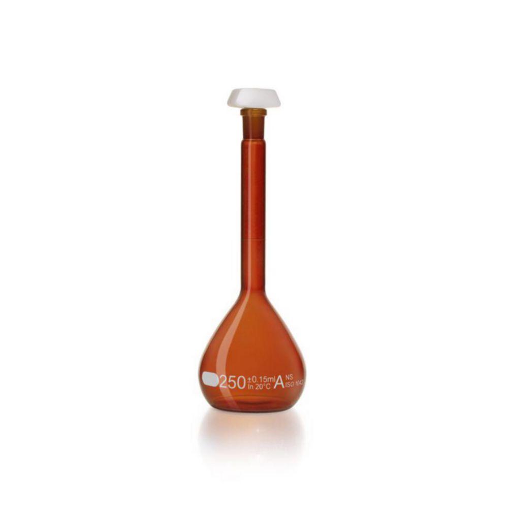 DWK Duran Volumetric Flask 250 ml, Amber Coloured Class A, White Grad., Individual Certificate, One Graduation Mark, Polyethylene Stopper, NS 14/23