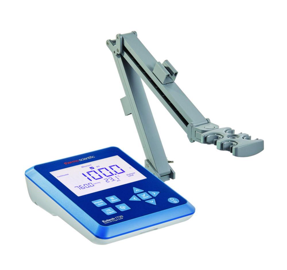 Thermo Eutech DO 1730 Dissolved Oxygen Bench Meter with Electrode Stand, PC Cable, Universal Power Supply (100-240V, 50/60Hz)